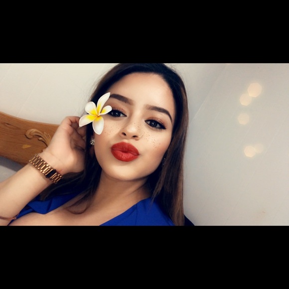 Meet your Posher, Jeimylee - Picture 1 of 1